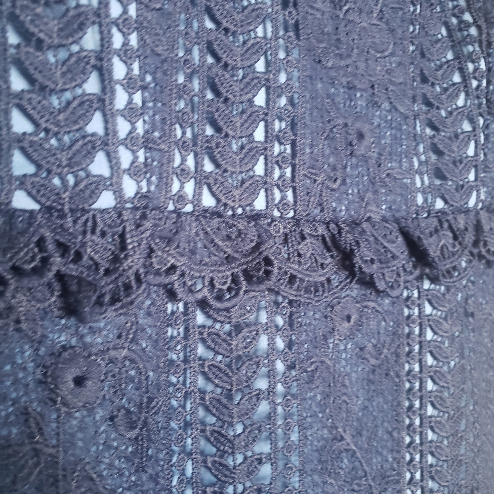 Parker Ruffled Dress - Picture 3 of 6